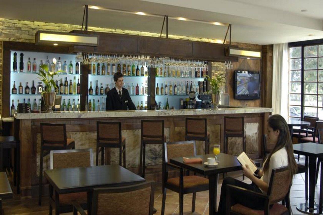 Hotel Posada Los Alamos El Calafate Zewnętrze zdjęcie